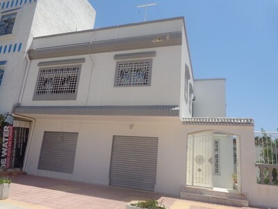 Maison avec deux garage M