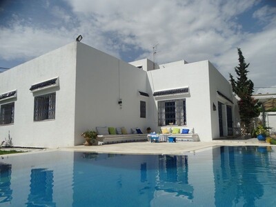 Villa MOKHTAR	Réf:  villa avec piscine