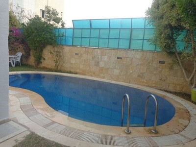 av belle villa avec piscine à AFH MRézga