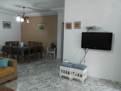 appartement S+3 meublé pied dans l’eau à Hammamet