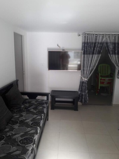s+2 meublé et climatisée zone hotel khalifa