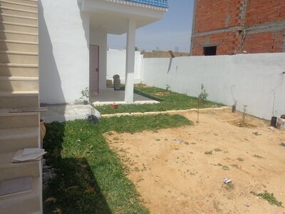 belle maison avec jardin t
