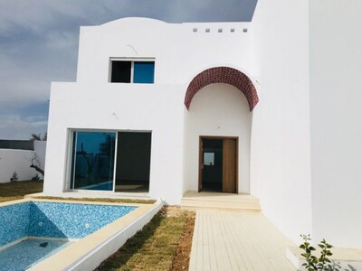 av belle villa neuve avec piscine