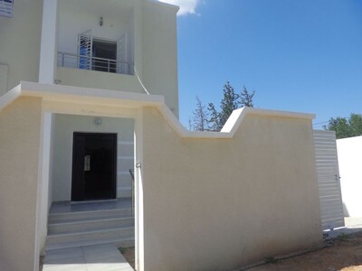 belle villa haut standing à mrézga ay