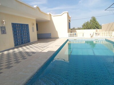 Villa à Kharouba ref Mounira