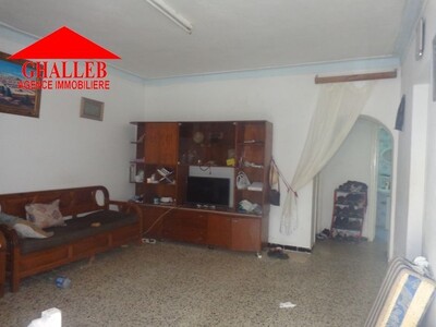 To sell House on two levels in Hammamet at 10 min from the sea