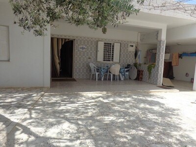 a v une maison à birbouregba 324m² o