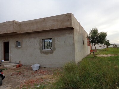 une maison avec jardin de 50m²