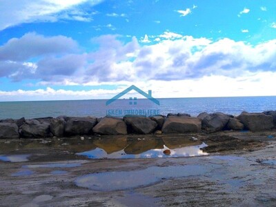 APPT FRONT DE MER TT
