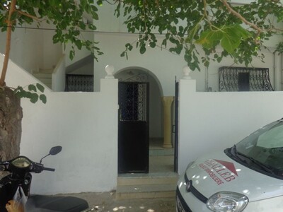 TT un appartement réez de chaussez