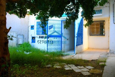 APPT DANS UNE RESIDENCE FRONT DE MER