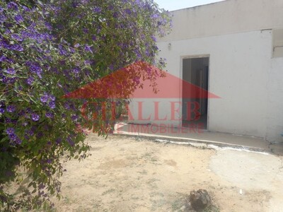 TT maison très proche de yesmine