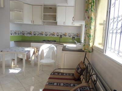 s+2 semi meublé zone royal azur Hammamet