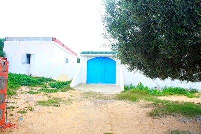 eux bungalows dans la campagne de Hammamet