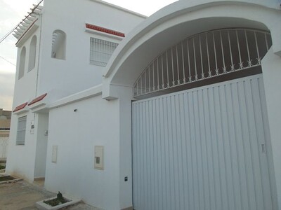Villa SMINT	Réf: située à barraket essahel