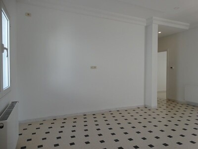 : House cotton Ref unfurnished