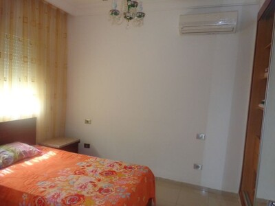 Villa sur deux niveaux a vendre a Hammamet SE