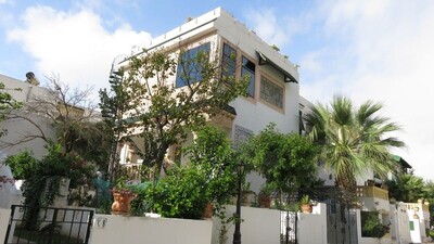 Av une Villa luxueuse proche de la plage a Hammamet