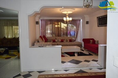 maison S+2 idéalement situé au centre ville kélibia