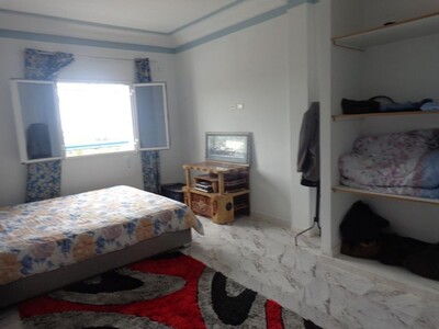 viila av sur 2 etage a Hammamet seif