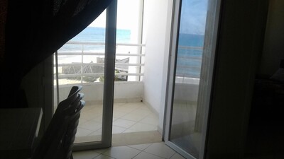 bel appartement pieds dans l eau