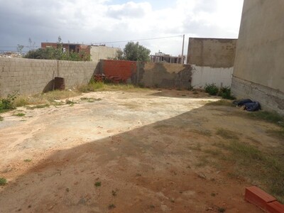av terrain a mrezga situe dans beau quartier calme