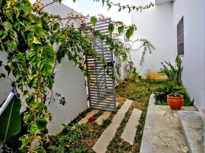 Superb Villa in Hammamet North Sea view