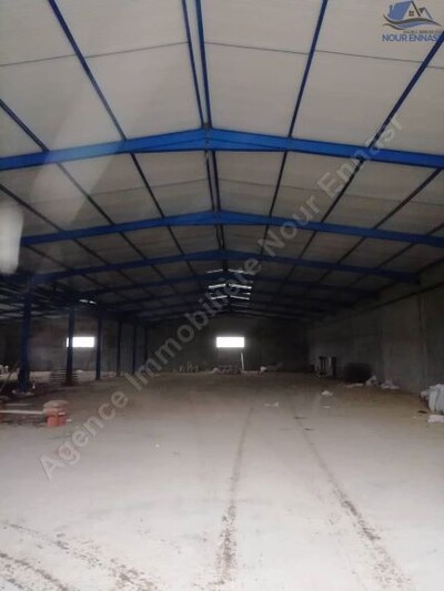 LOCAL CHARP 24009600 TUNIS OUEST