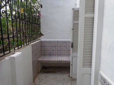 av un appartement en plein centre ville hammamet ch