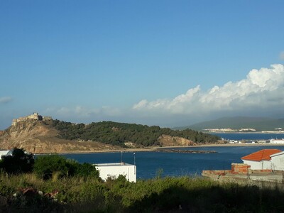 A VENDRE TERRAIN TABARKA LARMEL 1240m² VUE SUR MER ET SUR LE FORT