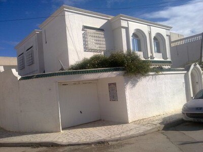 LOCATION VILLA STANDING CITE DES JUGES/LA MARSA