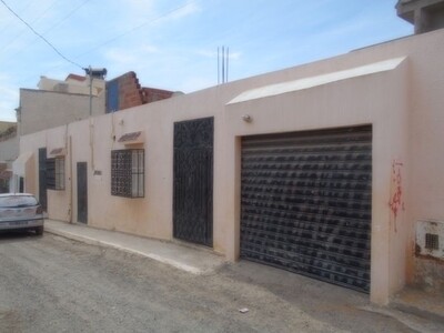 av 2 maison et un garage ch