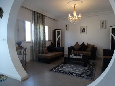 MAISON WHITE à Birbouregba hmt
