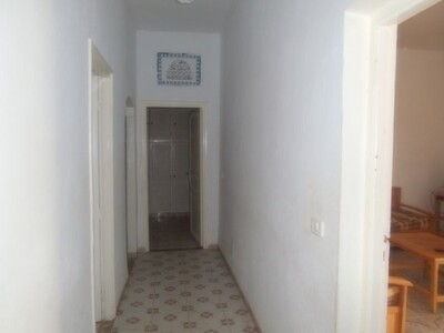 une maison garage et avec un studio a hammamet sud g