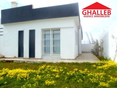 belle villa avec jardin à Hammamet y