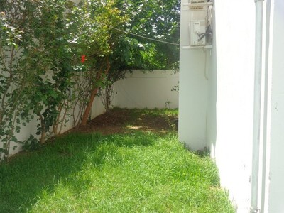 a baraket essehel un appartement avec jardin AV g