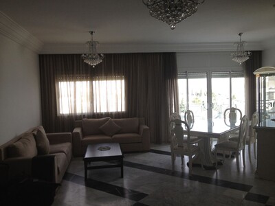 Superbe appartement Double Salon + 2 chambres très BELLE VUE