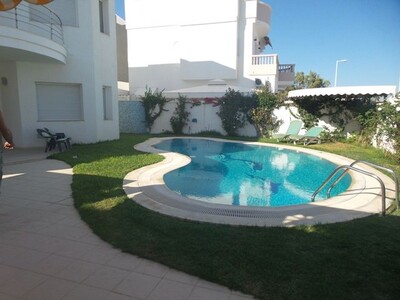 Villa MONIA	Réf: BENI KHIAR