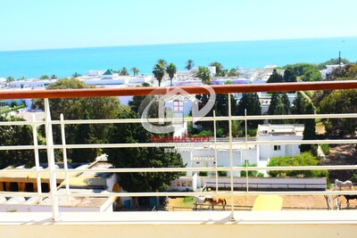 a louer appartement vue sur mer et pied dans l'eau mahdia