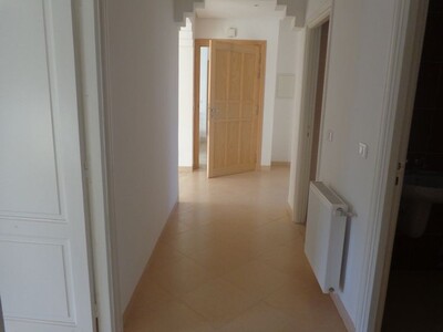 à vendre un beeel appartement
