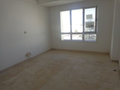 av un bureau plein centre villlle