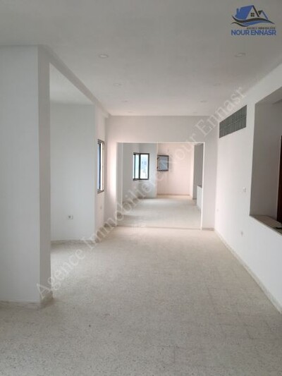ESPACE BUREAUX 700 MEGRINE