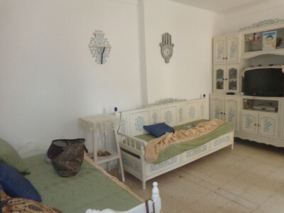un studio plein centre ville hammamet nord gh