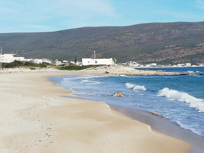 terrain près de la plage de el haouaria