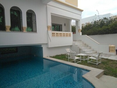 Superbe Villa s+4 a Hammamet sud