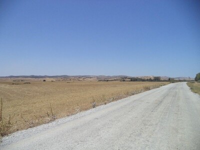 للبيع 18 هكتار بزغوان فرصصصصة لاتعوض