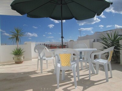 a louer un appartement au 1 er étage à Hammamet NG
