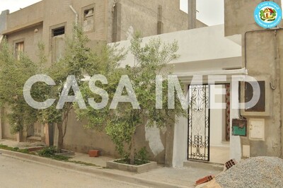 Une belle maison et studio à dar chaaben