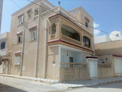 villa trois étages 200m