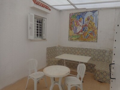 av une maison S+2 a centre ville pas loin de hotel sindibad g